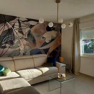  Apartment Meden