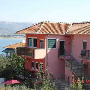 Ante Apartmán Trogir